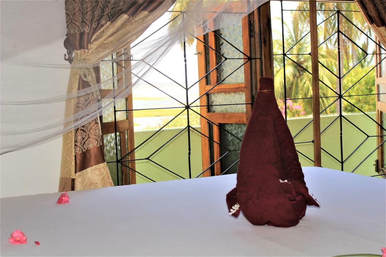Badolina Kingdom Hotel Arugam Bay Exterior photo