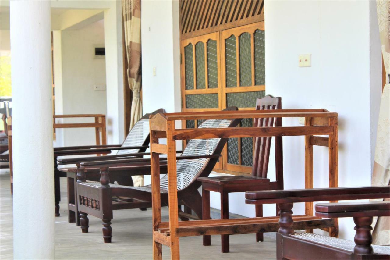Badolina Kingdom Hotel Arugam Bay Exterior photo